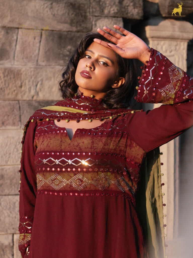 Mehendi Green & Rust Brown Bandhani Valima Suit with Dupatta (4)