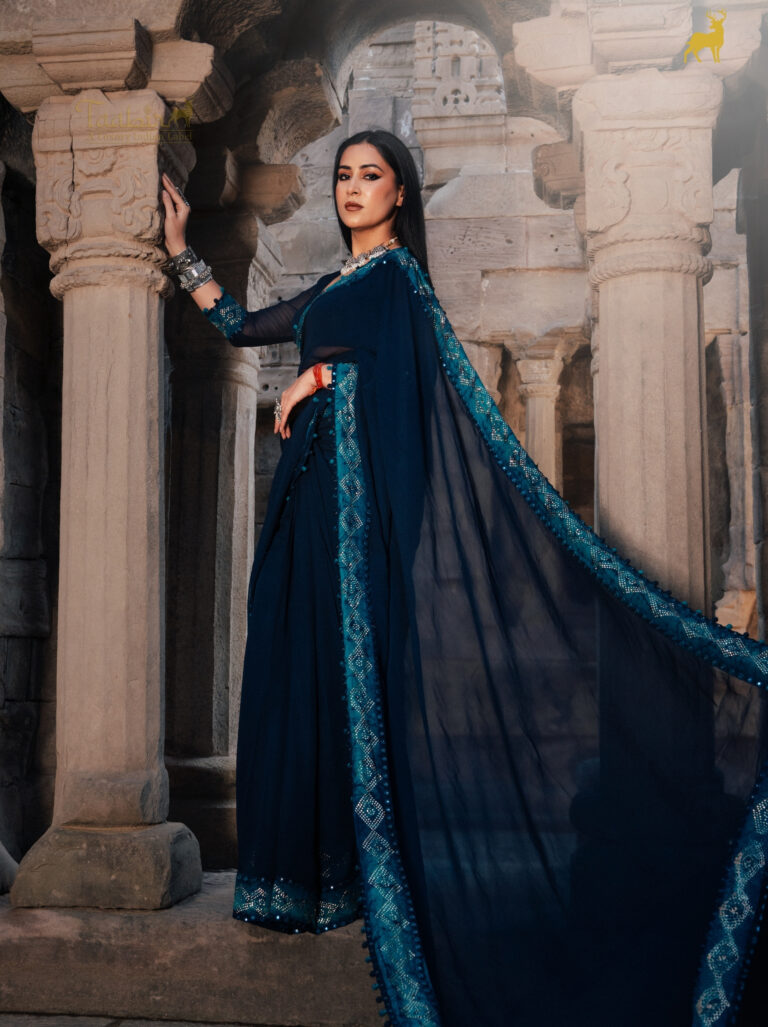 Royal Blue Bandhani Bandhej Saree with Mirror Work (2)